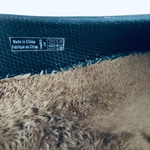 Crocs 'Olivia II' Women's 10 Fur Lined Comfort Flat Brown Slip On Shoe - Picture 4 of 9